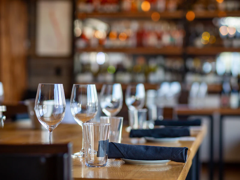 Hospitality presentation reference — restaurant glassware