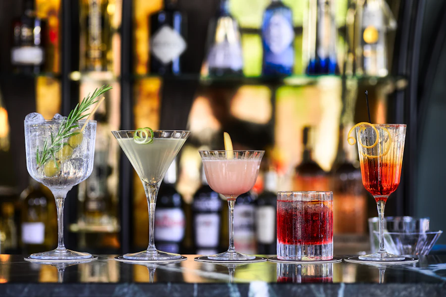 Hospitality presentation reference — hotel bar glassware and drinks service