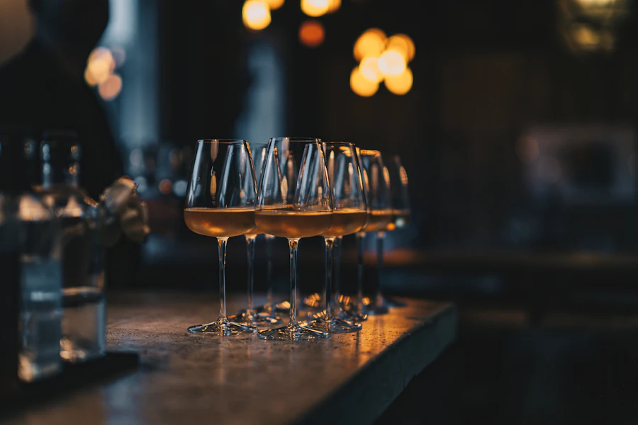 Hospitality presentation reference — wine bar glassware and decanter service